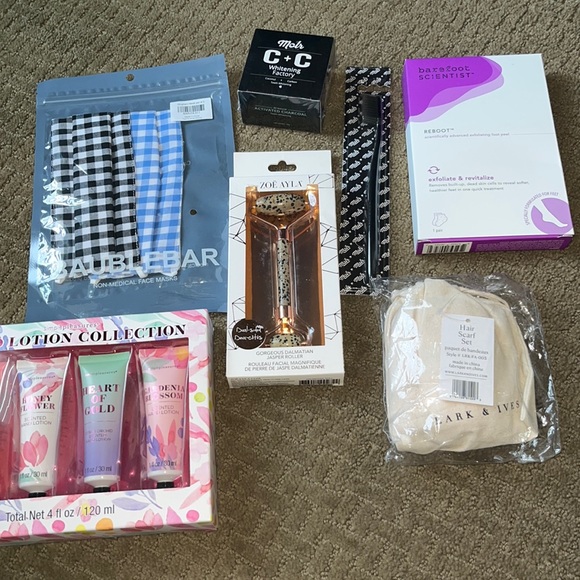 Extra Large FabFitFun Box Items New - Picture 2 of 8